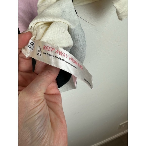 NWOT Free People Movement "Inspire Printed" Tee Small FLAW - Picture 4 of 9